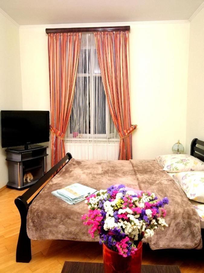 Appartement The Heart Of Lviv Extérieur photo