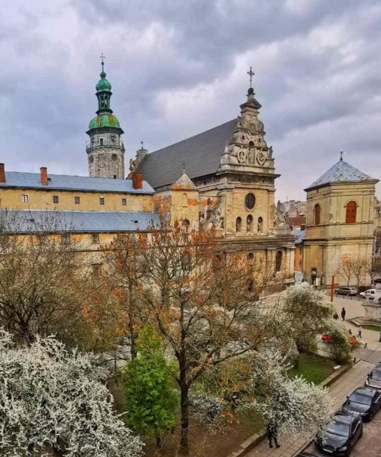Appartement The Heart Of Lviv Extérieur photo