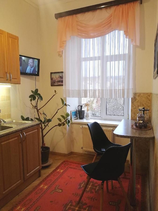 Appartement The Heart Of Lviv Extérieur photo