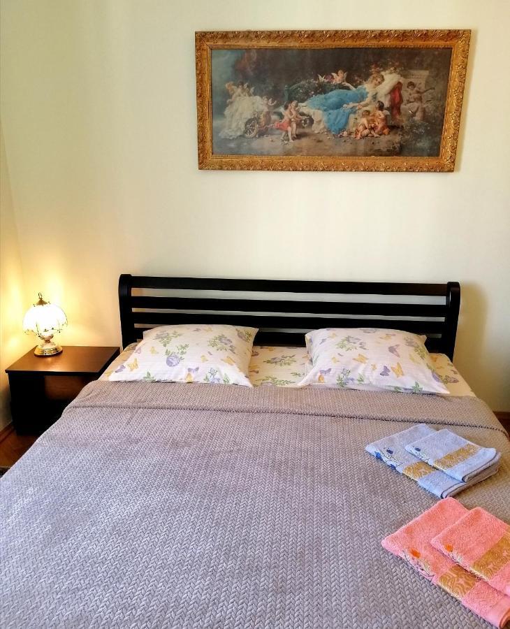 Appartement The Heart Of Lviv Extérieur photo